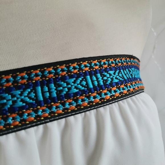 Sleeveless Tank Top by I.N. SF / Size Small - Picture 2 of 5